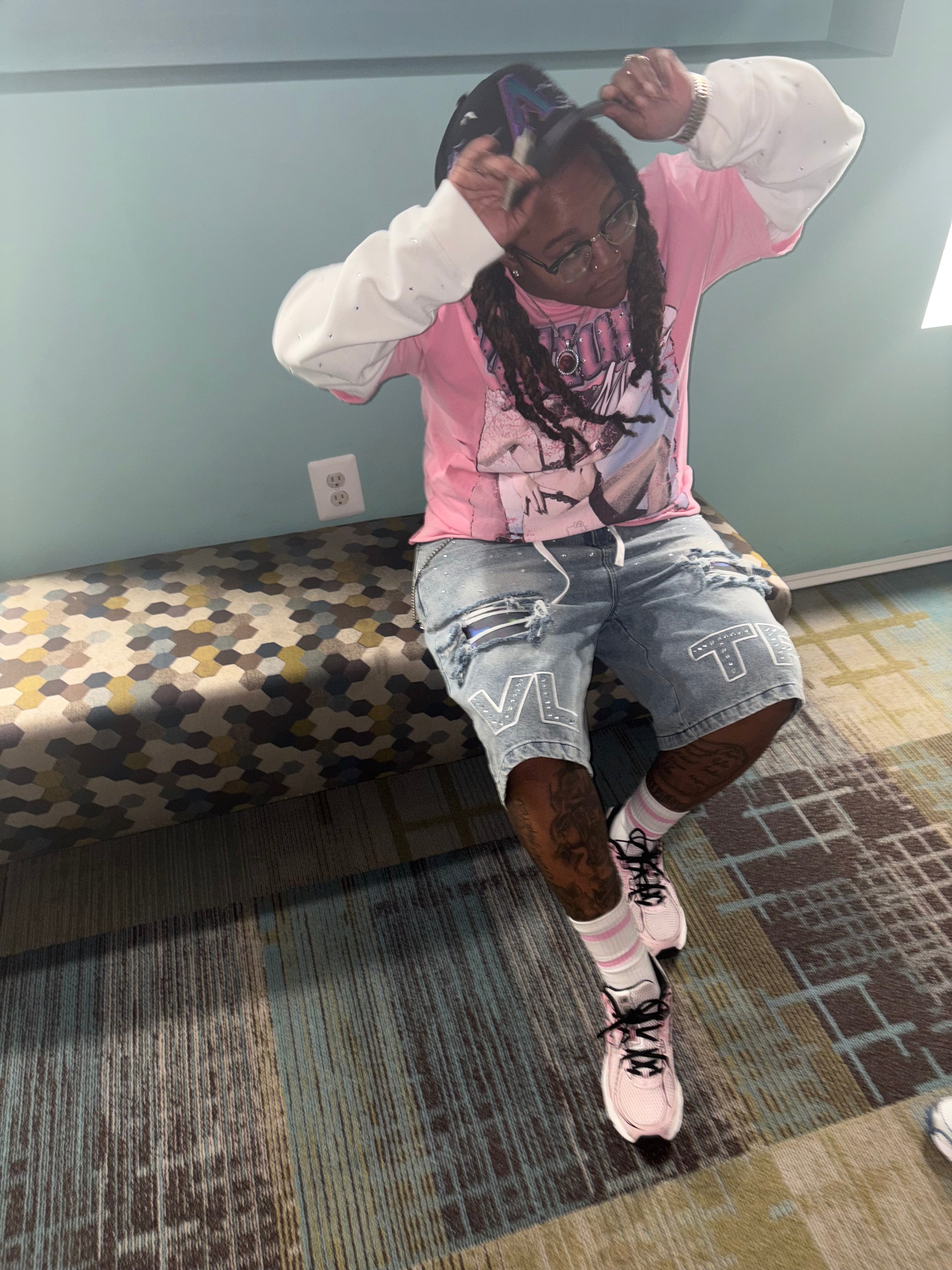 Vulture runtz pink diamond tee